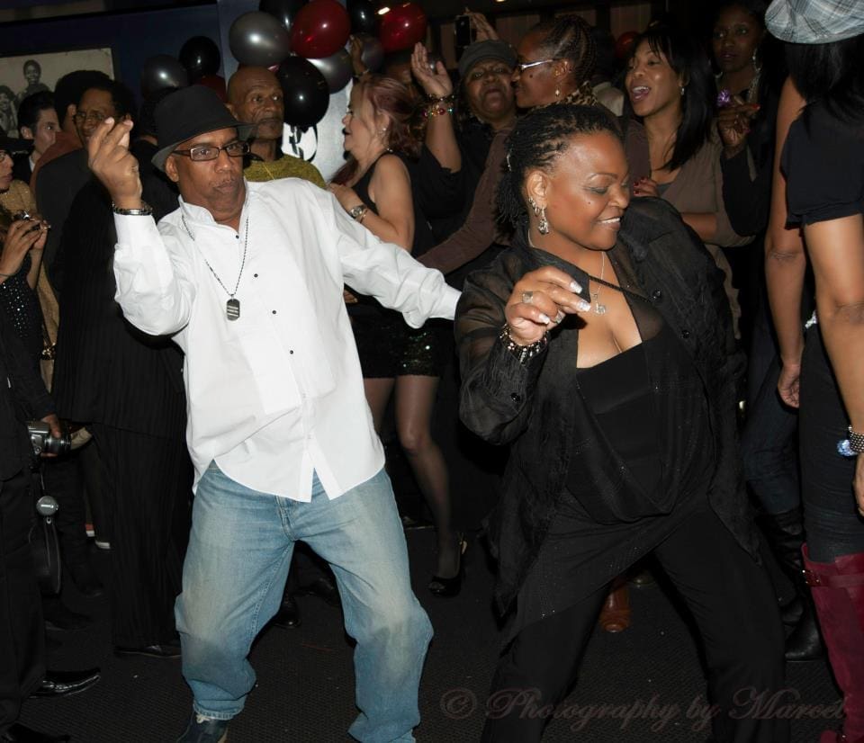 Thelma Davis performing